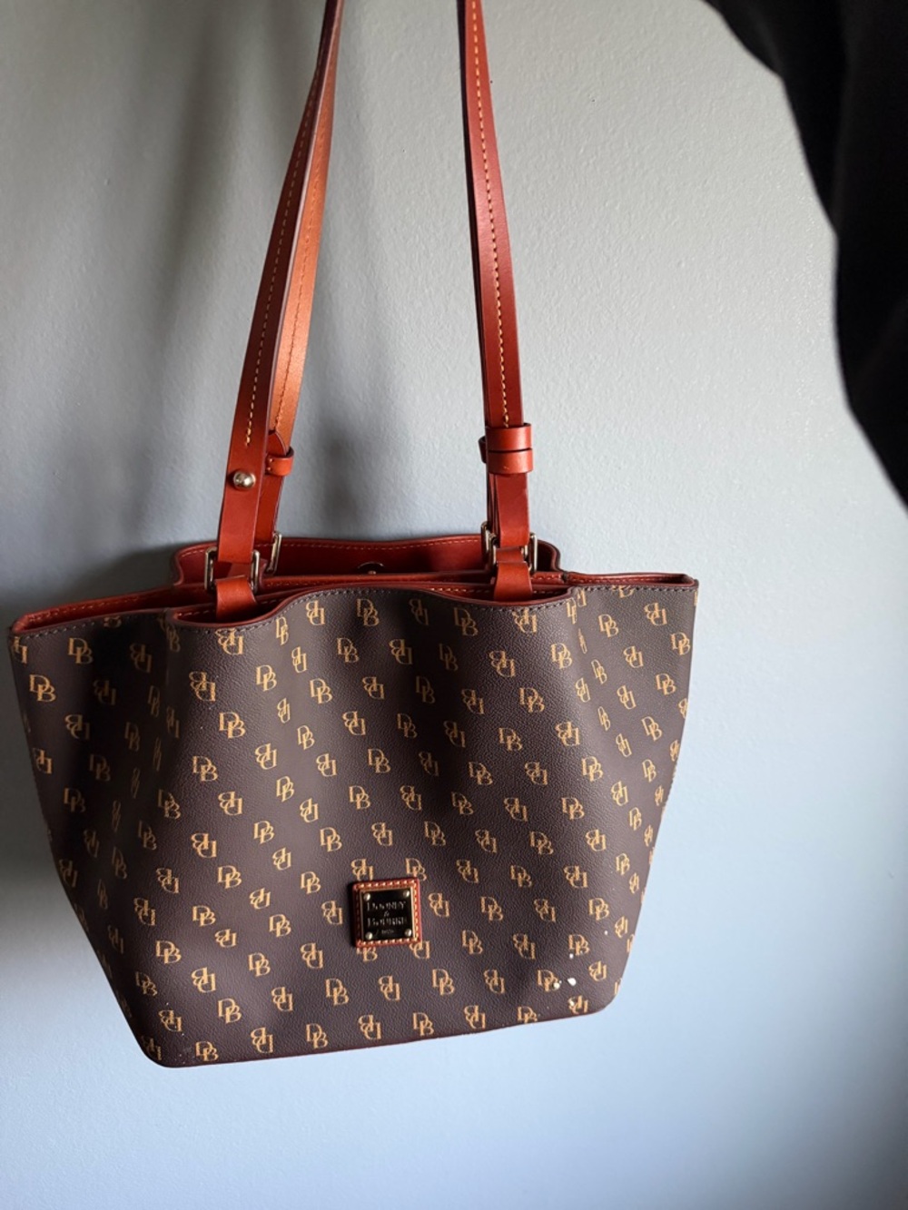 Dooney & Bourke - Picture 4 of 17